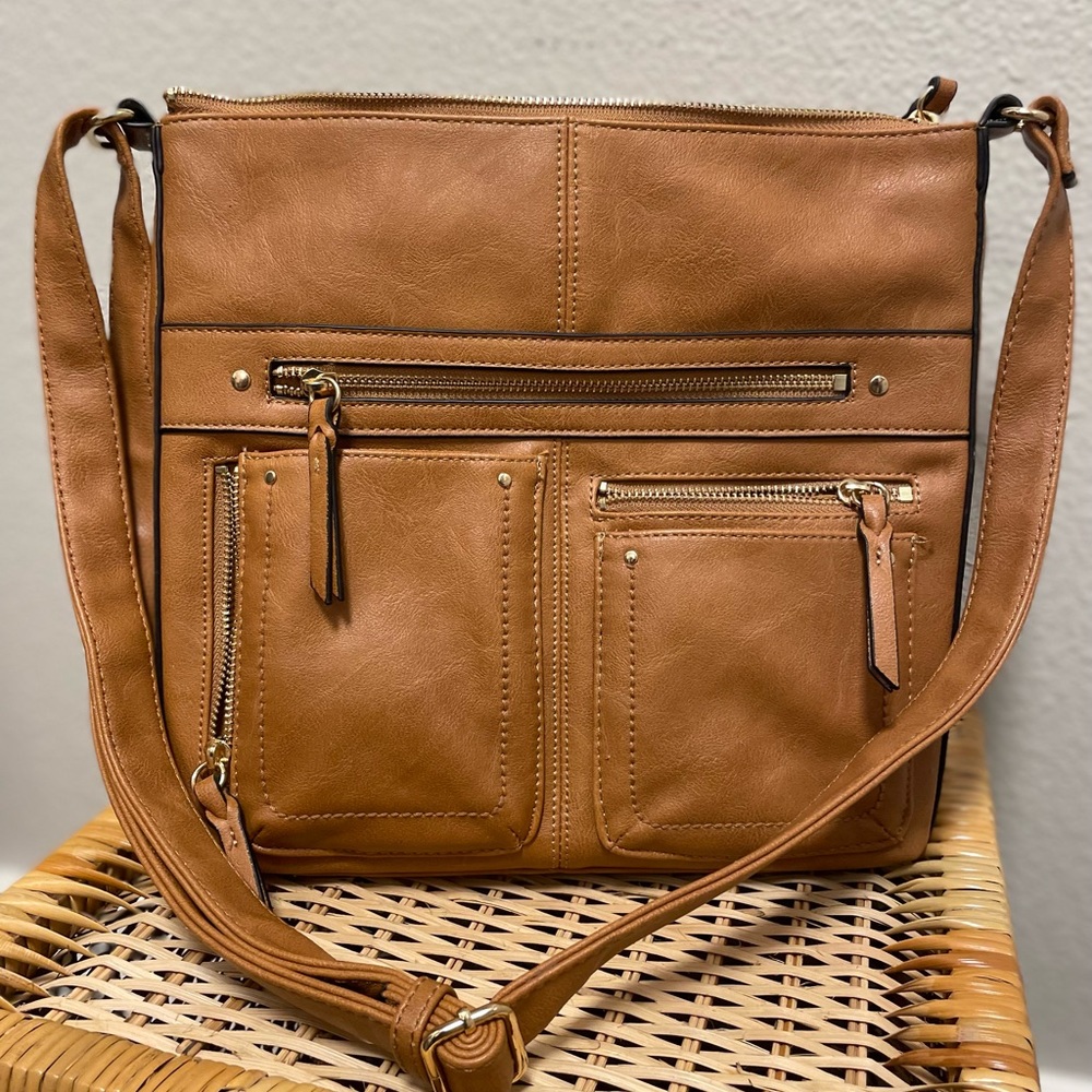 Camel INC purse